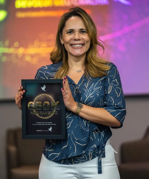 Placa de faturamento de 650 mil